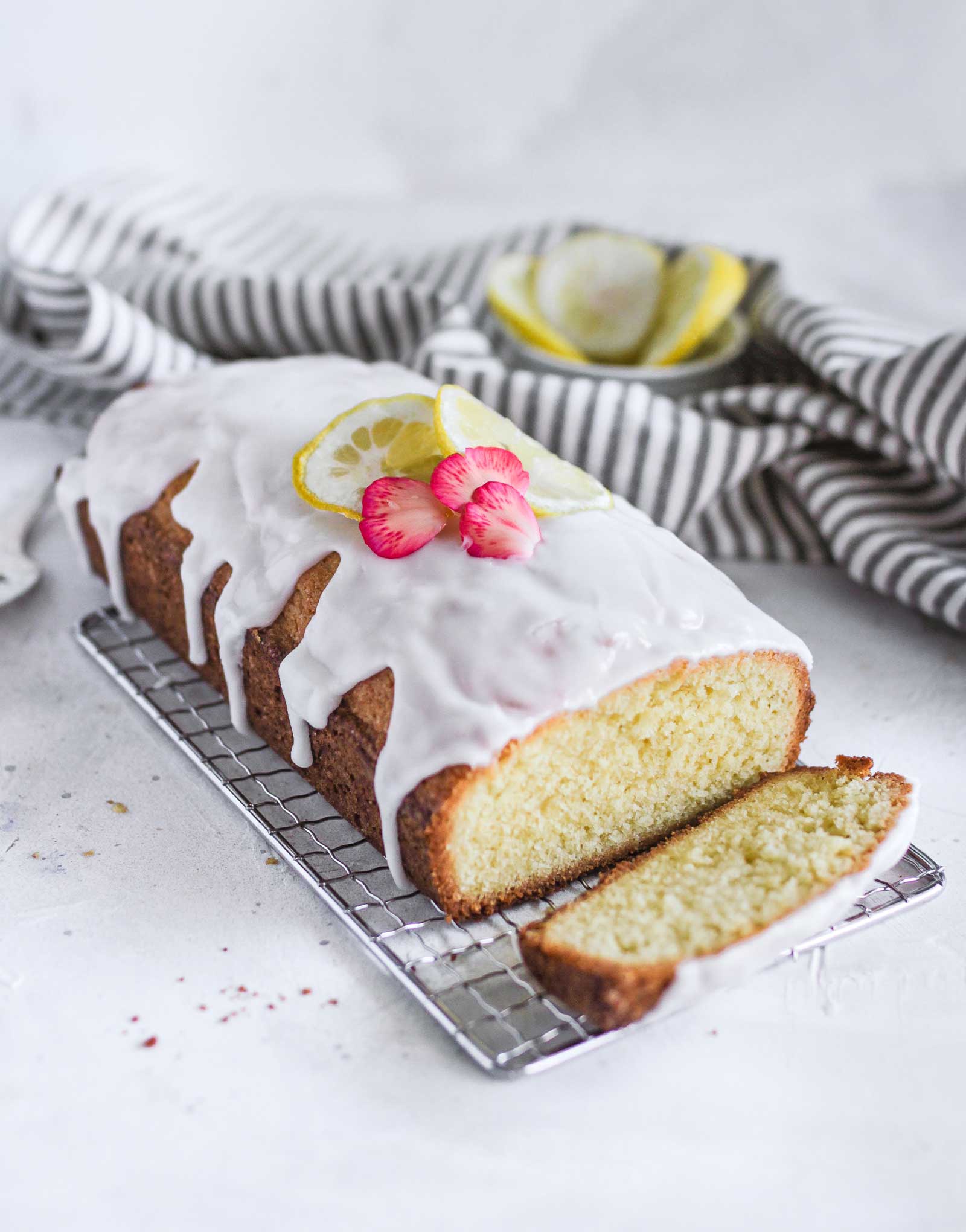 Glazed Bread with Fruits